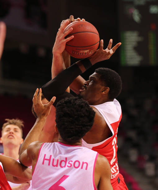 更承载着无 更承载着无