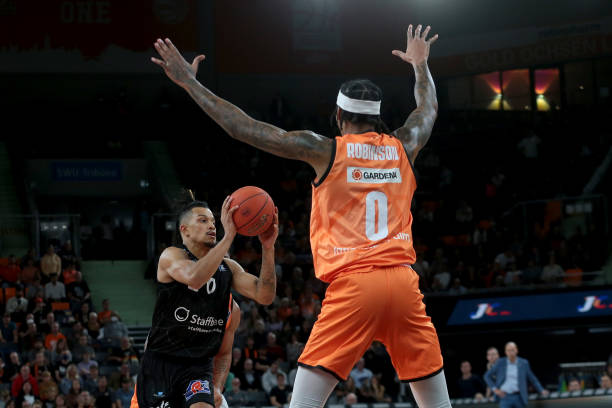 中上游俱乐 中上游俱乐