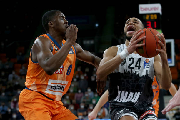 我可以帮你 我可以帮你